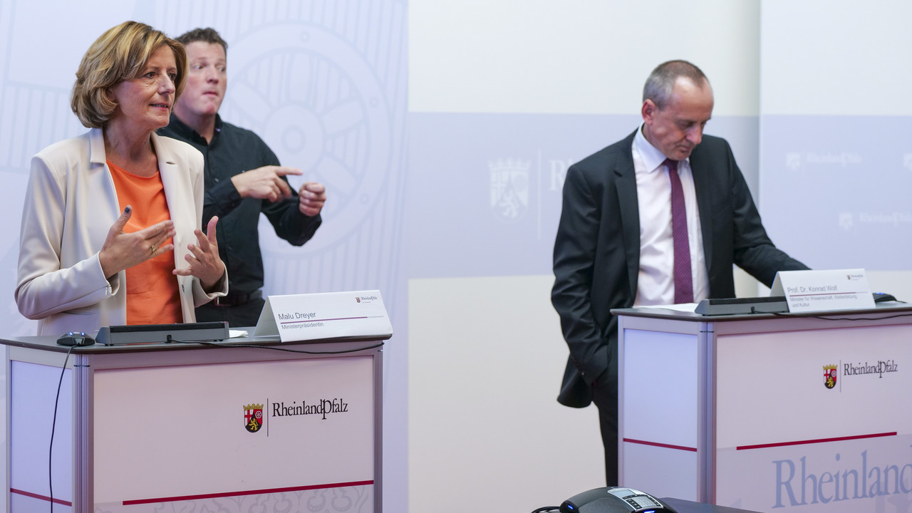 Ministerpräsidentin Malu Dreyer bei der Pressekonferenz zur KI-Agenda