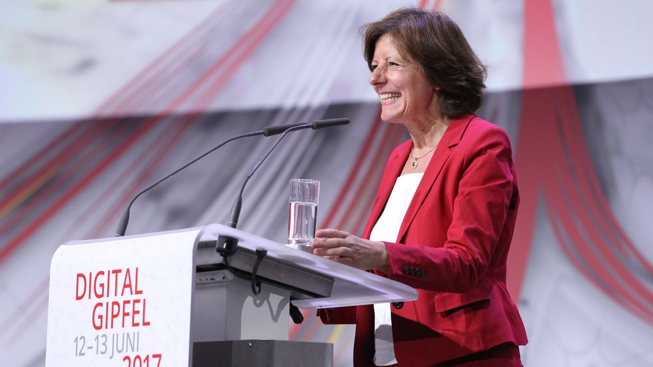 Ministerpräsidentin Malu Dreyer bei der Eröffnung des zweiten Tags des Digital-Gipfels