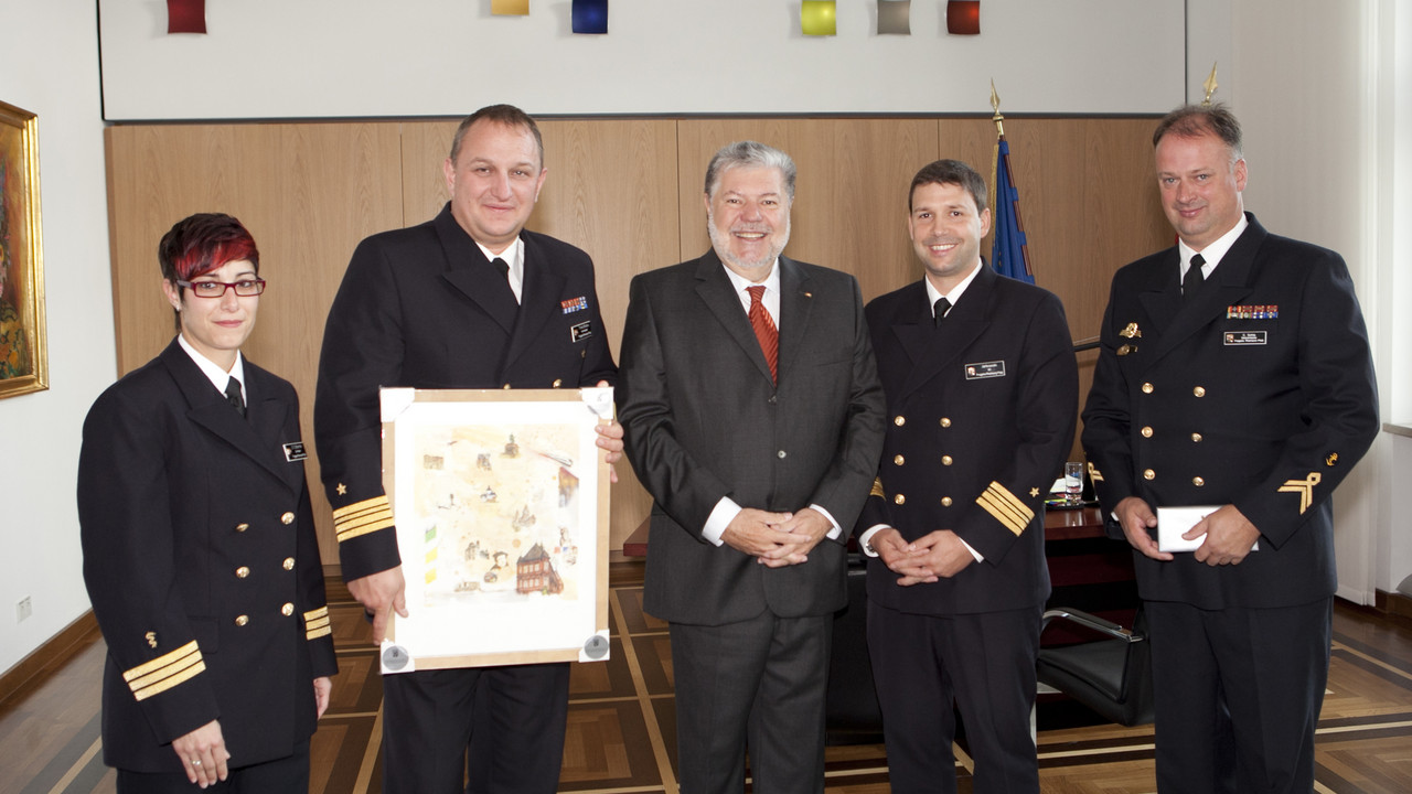 Abmeldung der Fregatte Rheinland-Pfalz in der Staatskanzlei; Bild: Martina Pipprich / © Staatskanzlei