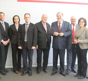 Vorstand der Europa-Union mit Ministerpräsident Beck und Staatsministerin Conrad; Bild: Sämmer / © Staatskanzlei