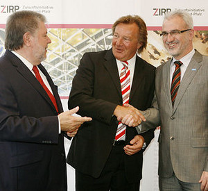 Ministerpräsident Kurt Beck, Harald Strutz und Dr. Harald Schwager