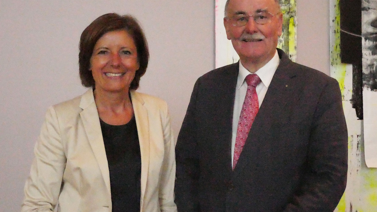 Ministerpräsidentin Malu Dreyer mit Mittelstandslotse Manfred Becker