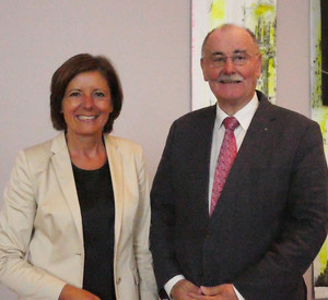 Ministerpräsidentin Malu Dreyer mit Mittelstandslotse Manfred Becker