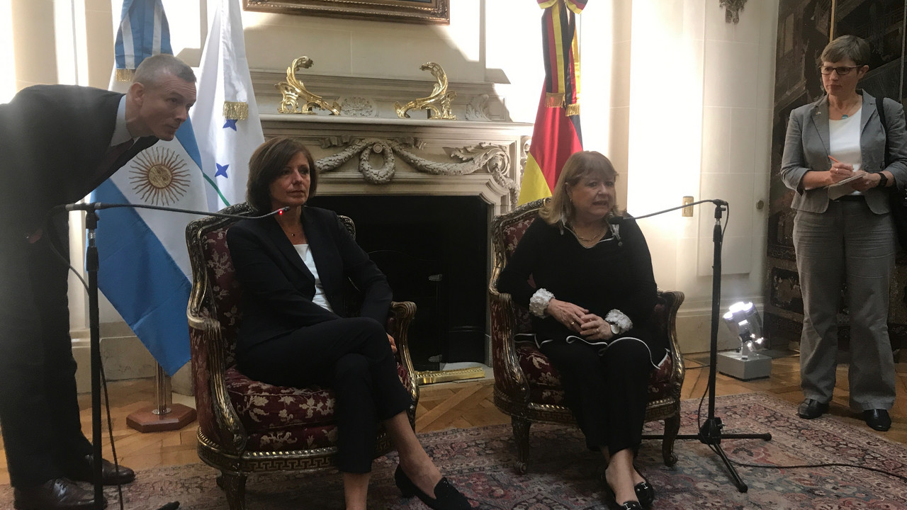 Die Präsidentin des Bundesrates und Ministerpräsidentin Malu Dreyer beim Treffen mit der argentinischen Außenministerin Susana Malcorra