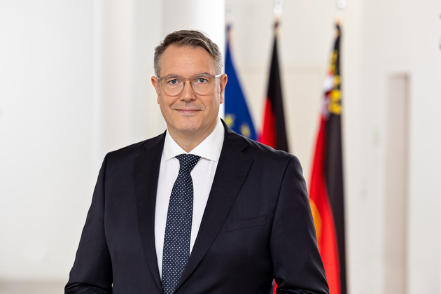„Common Heritage – Shared Security – Joint Future“: Ministerpräsident Schweitzer vertieft bei Delegationsreise transatlantische Beziehungen mit USA