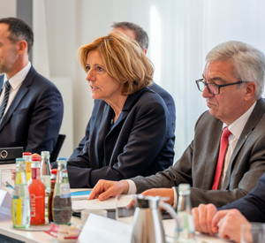 Treffens der Ministerpräsidentin mit den kommunalen Spitzenverbänden