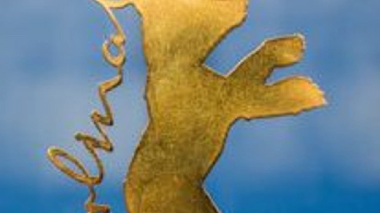 Die goldene Bärenfigur ist das Logo der Berlinale; Bild: dpa