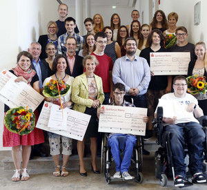Auf dem Foto zu sehen sind die stolzen Gewinner des Europapreises 2015.