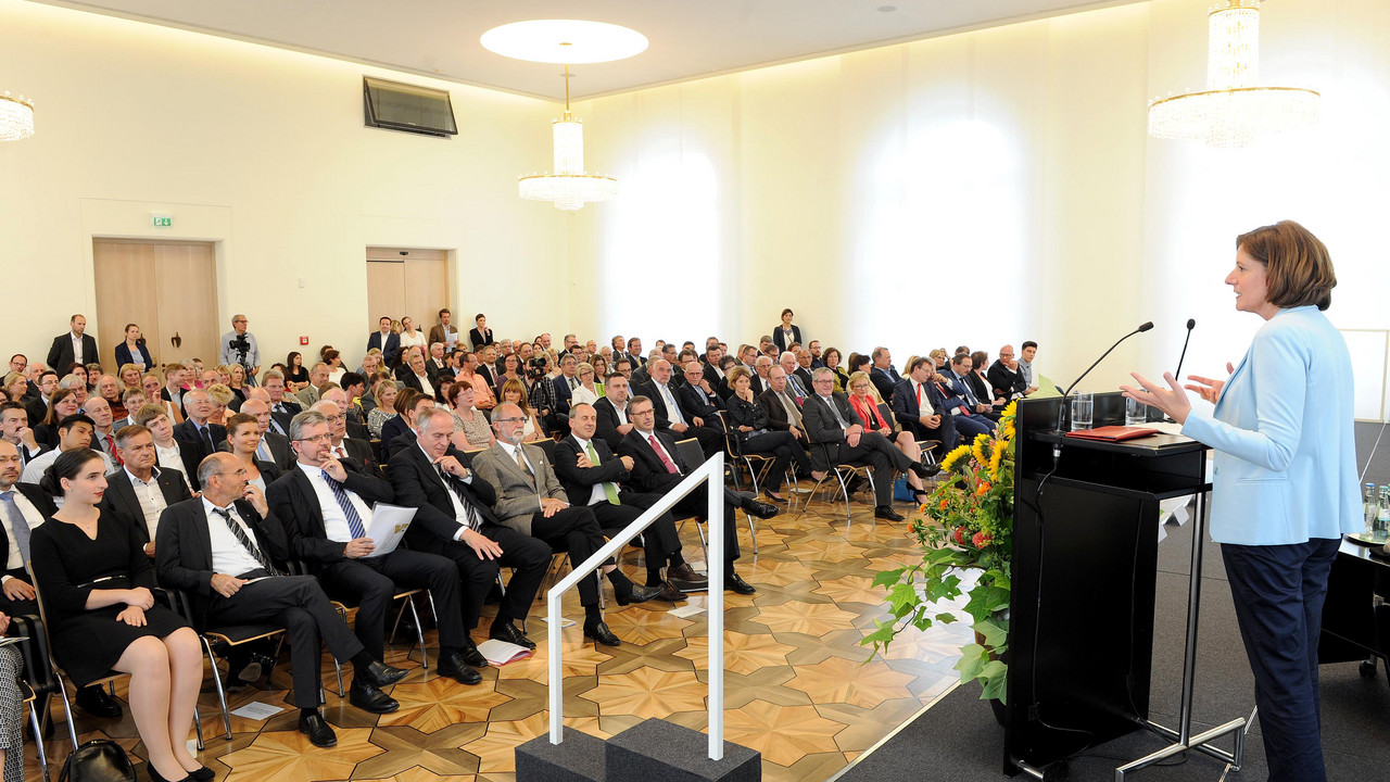 20 Jahre eigenständige Hochschulen Rheinland-Pfalz 