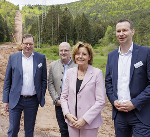 Ministerpräsidentin Malu Dreyer Besuch Trasse TENP-Fernleitung