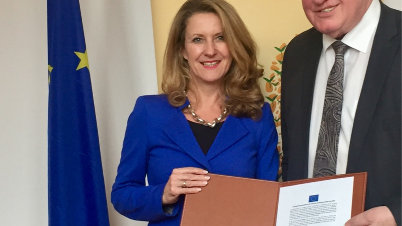 Staatssekretärin Heike Raab mit AdR-Präsident Karl-Heinz Lambertz
