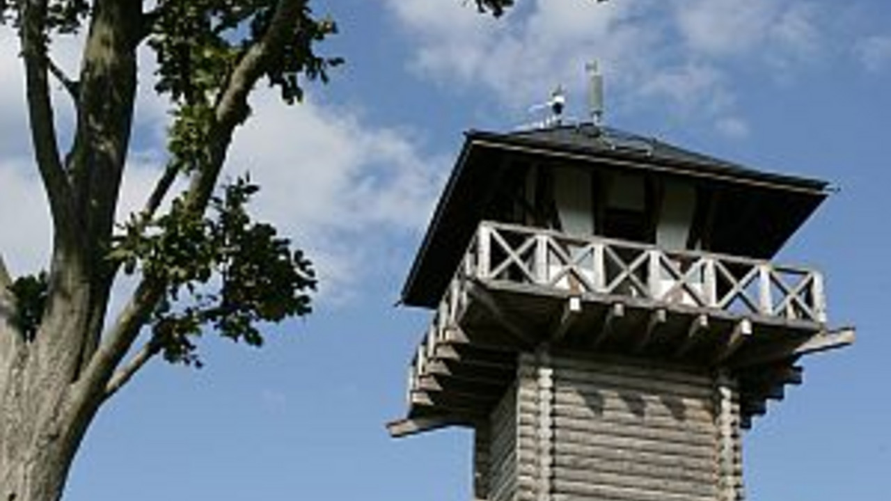 Limes-Turm bei Arzbach (Rhein-Lahn-Kreis), Bild: dpa