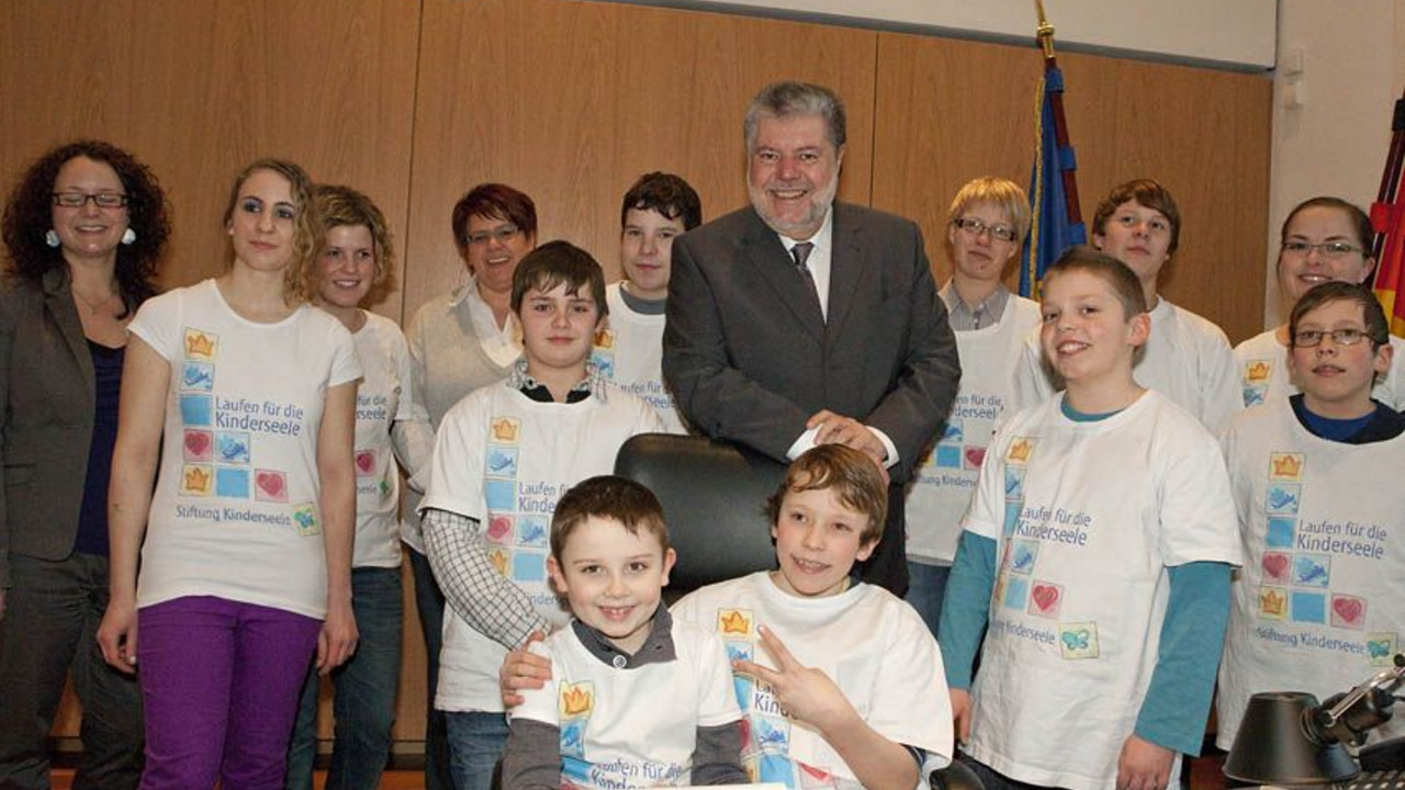 Gruppenbild mit dem Ministerpräsidenten; Bild: Bauer