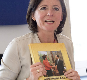 Ministerpräsidentin Malu Dreyer nach ihrer Rückkehr aus China; Foto: Peter Pulkowski / © Staatskanzlei