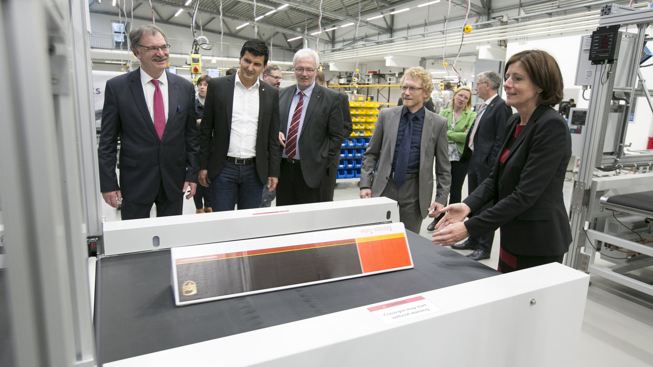 Ministerpräsidentin Malu Dreyer bei der Firma Wipotec GmbH