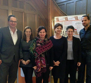 Prof. Alexander Hülshoff, Alja Velkaverh, Heike Arend, Claudia Eder, Ervis Gega, Jesse Milliner (v.l.n.r.); Bild: ZIRP