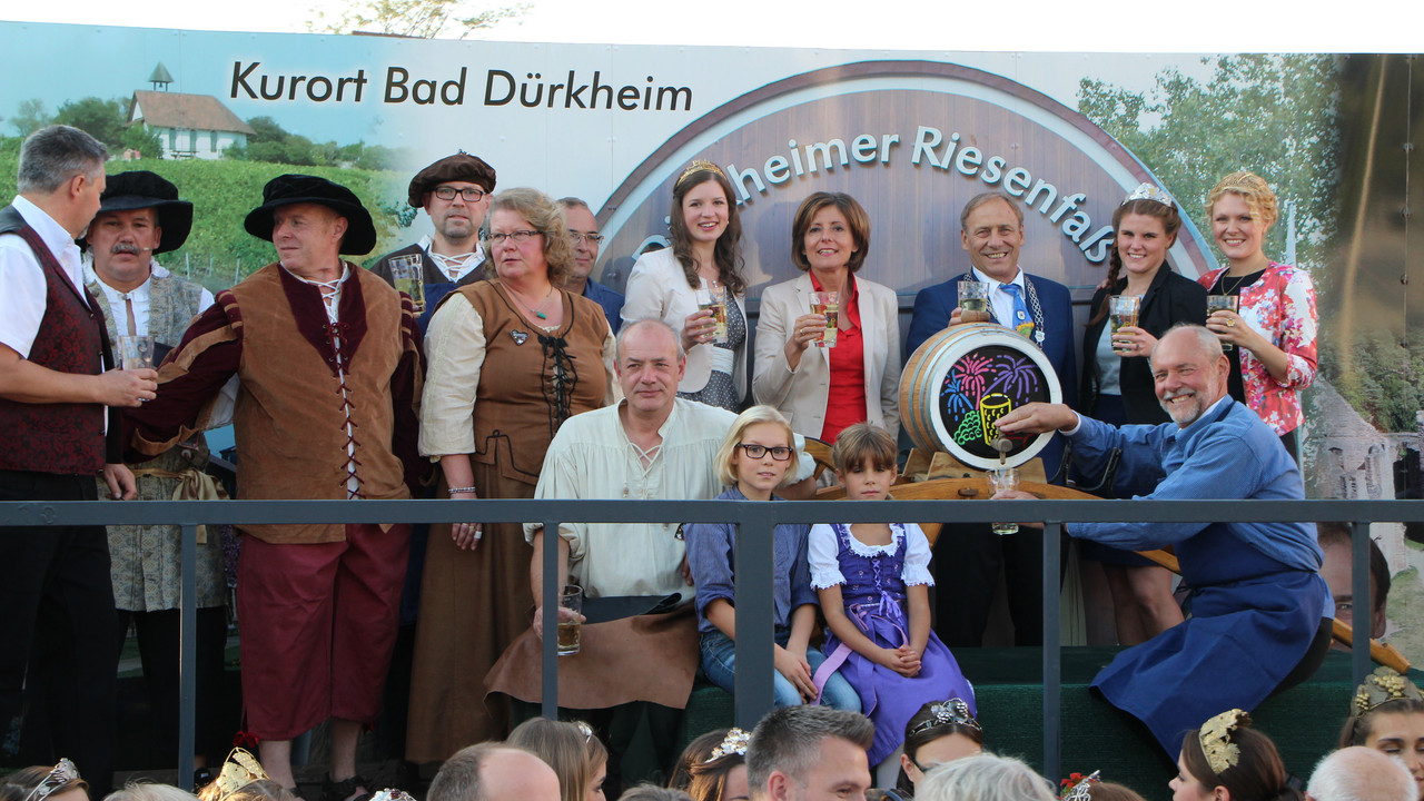 Ministerpräsidentin Malu Dreyer bei der Eröffnung des Dürkheimer Wurstmarkts 