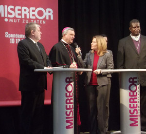 Ministerpräsident Beck bei der Eröffnung der MISEREO-Aktion 2012 in Speyer; Bild: Seifert