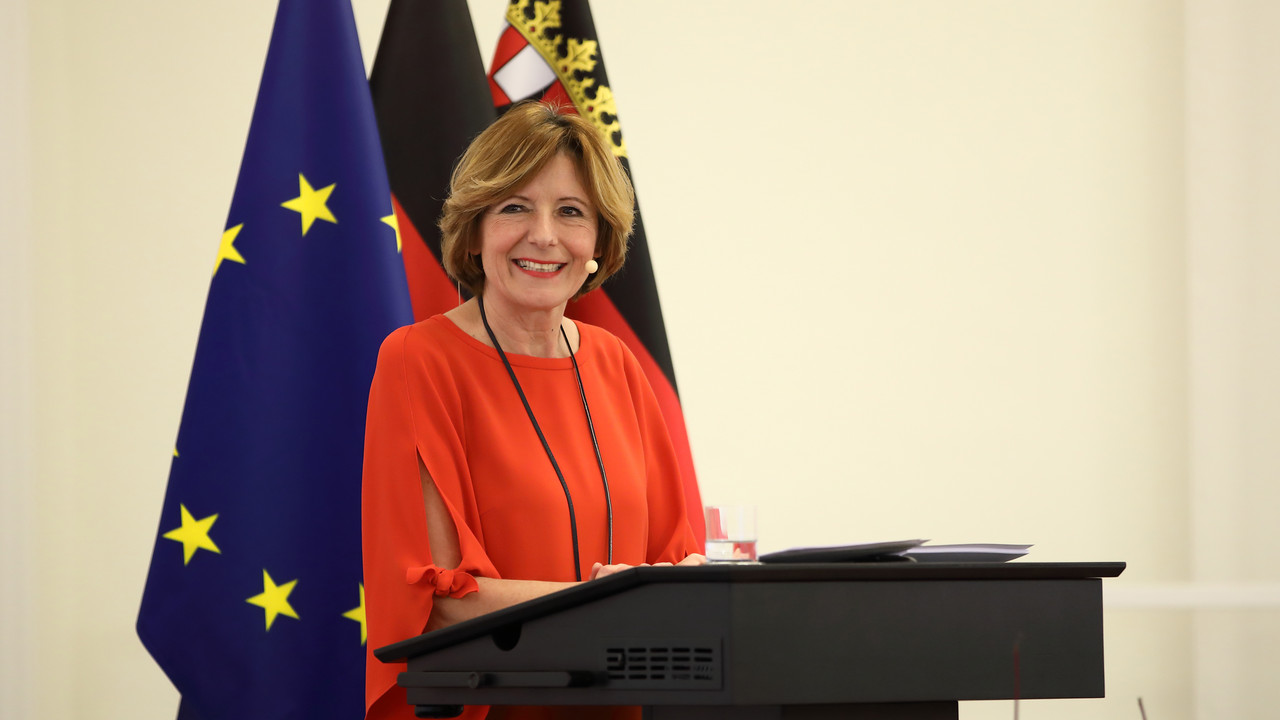 Ministerpräsidentin Malu Dreyer stimmt beim digitalen Neujahrsempfang auf das Jahr 2021 ein