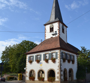 Rathaus von Ottersheim; Foto: Innenministerium