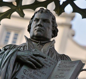 Luther-Denkmal in Wittenberg; Bild: dpa