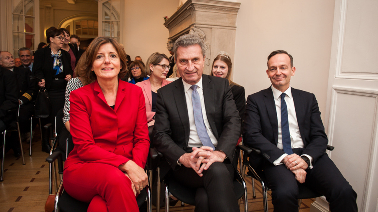 Ministerpräsidentin Malu Dreyer mit EU-Kommissar Günther Oettinger und Minister Volker Wissing