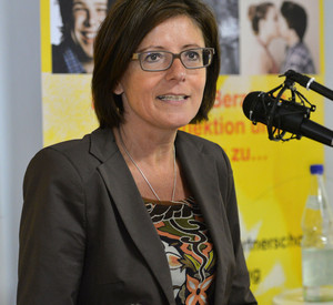 Ministerpräsidentin Malu Dreyer bei pro familia Trier; Bilder: Harald Tittel / © Staatskanzlei
