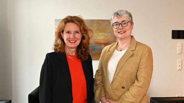 Heike Raab empfängt die irische Botschafterin I.E. Maeve Collins und Generalkonsulin Anne-Marie Flynn