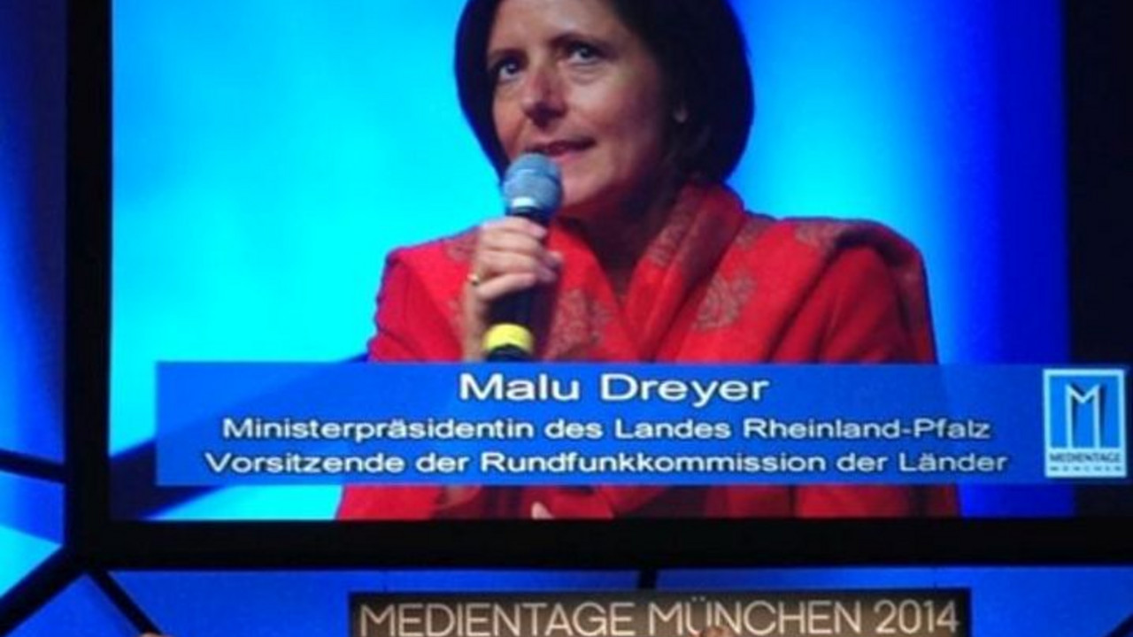 Podiumsdiskussion bei den Münchner Medientagen mit Malu Dreyer; Bild: rlp-Archiv / © Staatskanzlei