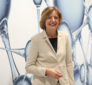 Ministerpräsidentin Malu Dreyer zu Besuch beim Spezialglashersteller Schott AG 