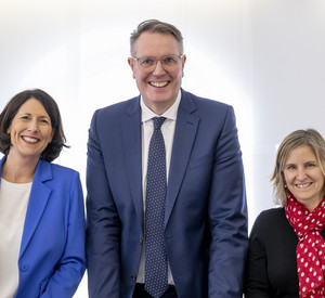Wirtschaftsministerin Daniela Schmitt, Ministerpräsident Alexander Schweitzer, Klimaschutzministerin Katrin Eder