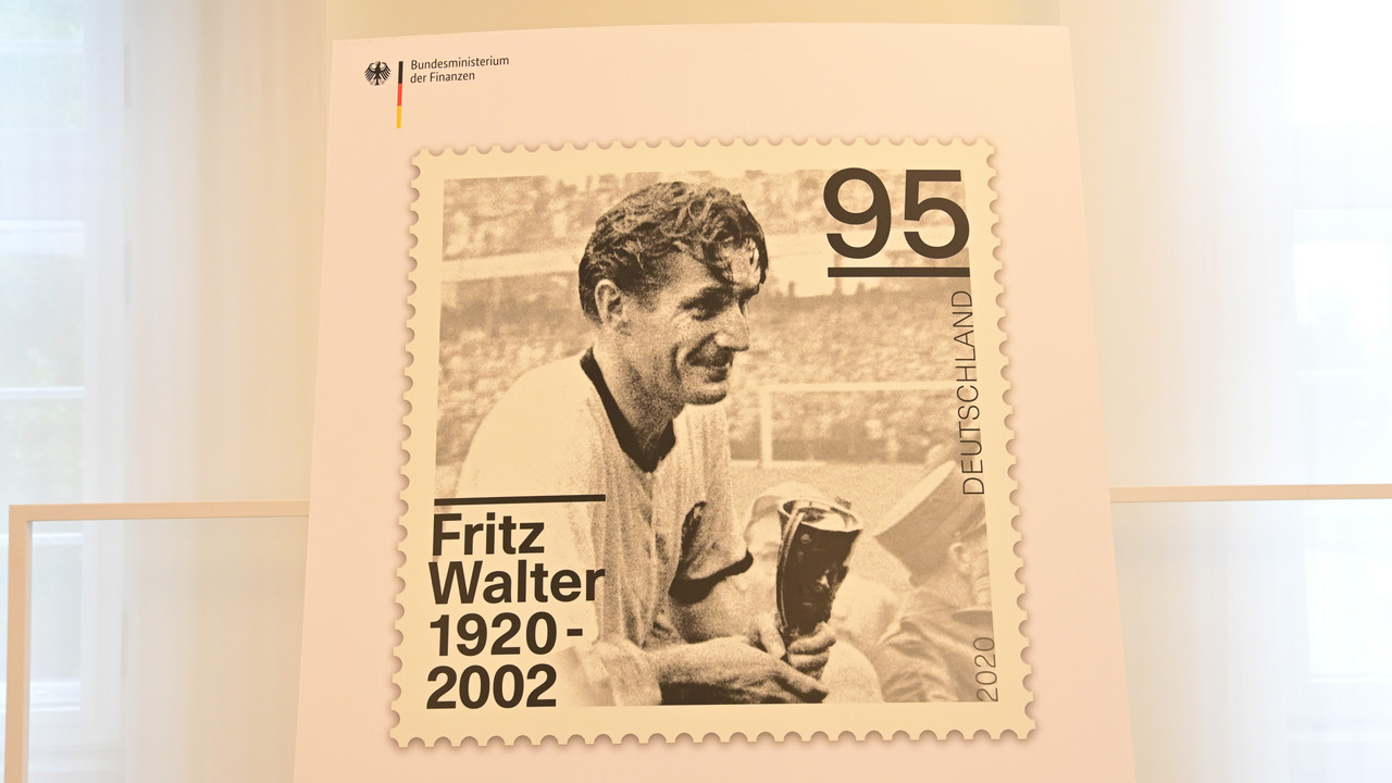 Sonderbriefmarke anlässlich des 100. Geburtstages von Fritz Walter