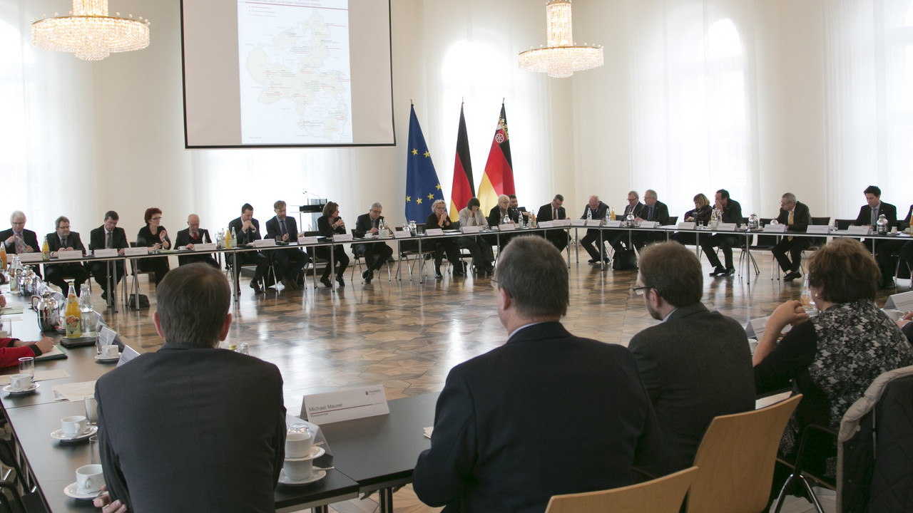 Treffen mit Landräten und Oberbürgermeistern