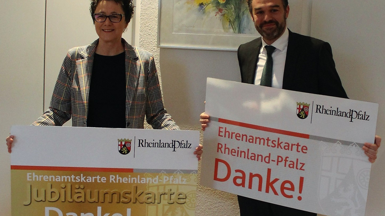 Ministerialdirektorin Inge Degen und der 1. Beigeordnete der Stadt Germersheim, Dr. Sascha Hofmann