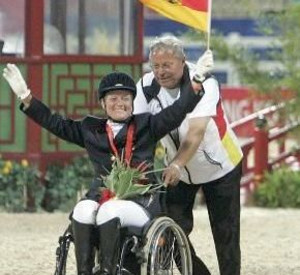 Dressurreiterin Hannelore Brenner; Bild: dpa