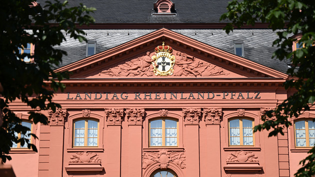 Landtag beschließt Landesgesetz zum Zweiten SWR-Änderungsstaatsvertrag