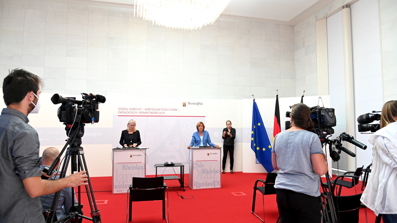 Pressekonferenz nach dem Videoschalte mit Bund und Ländern