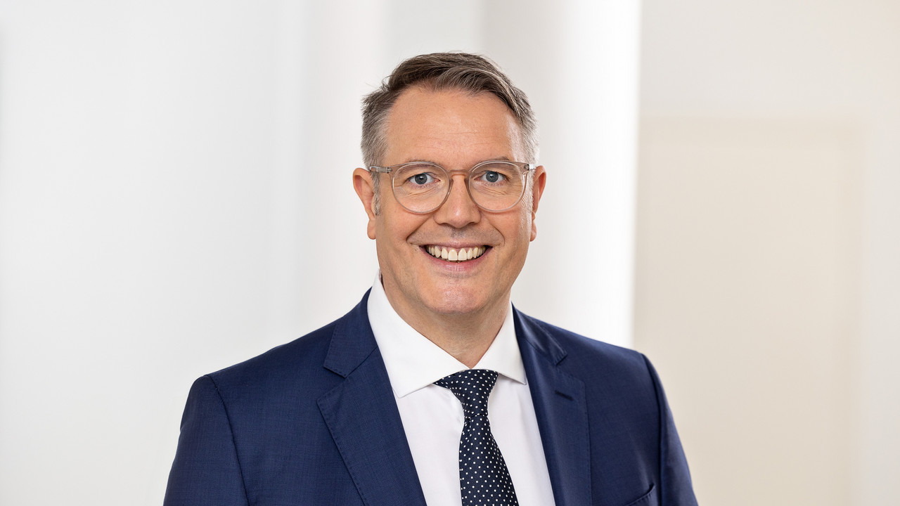 Ministerpräsident Alexander Schweitzer
