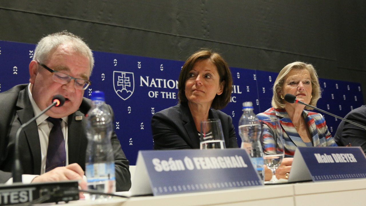 Ministerpräsidentin Malu Dreyer beim Treffen der Parlamentspräsidenten der EU-Mitgliedstaaten und des EU-Parlamentes in Bratislava