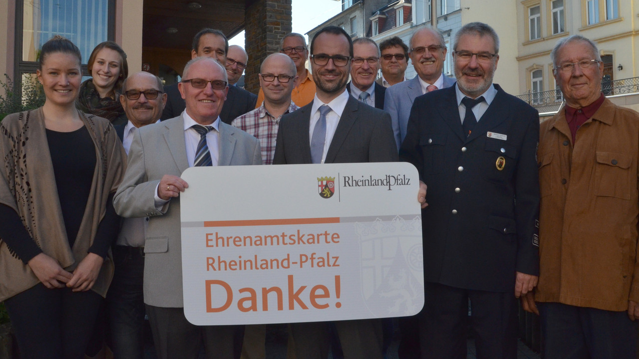 In der Verbandsgemeinde Rhein-Nahe kann die Ehrenamtskarte jetzt genutzt werden