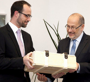 Chef der Staatskanzlei Clemens Hoch und der tschechische Generalkonsul Milan Čoupek; Bild: Pipprich / © Staatskanzlei