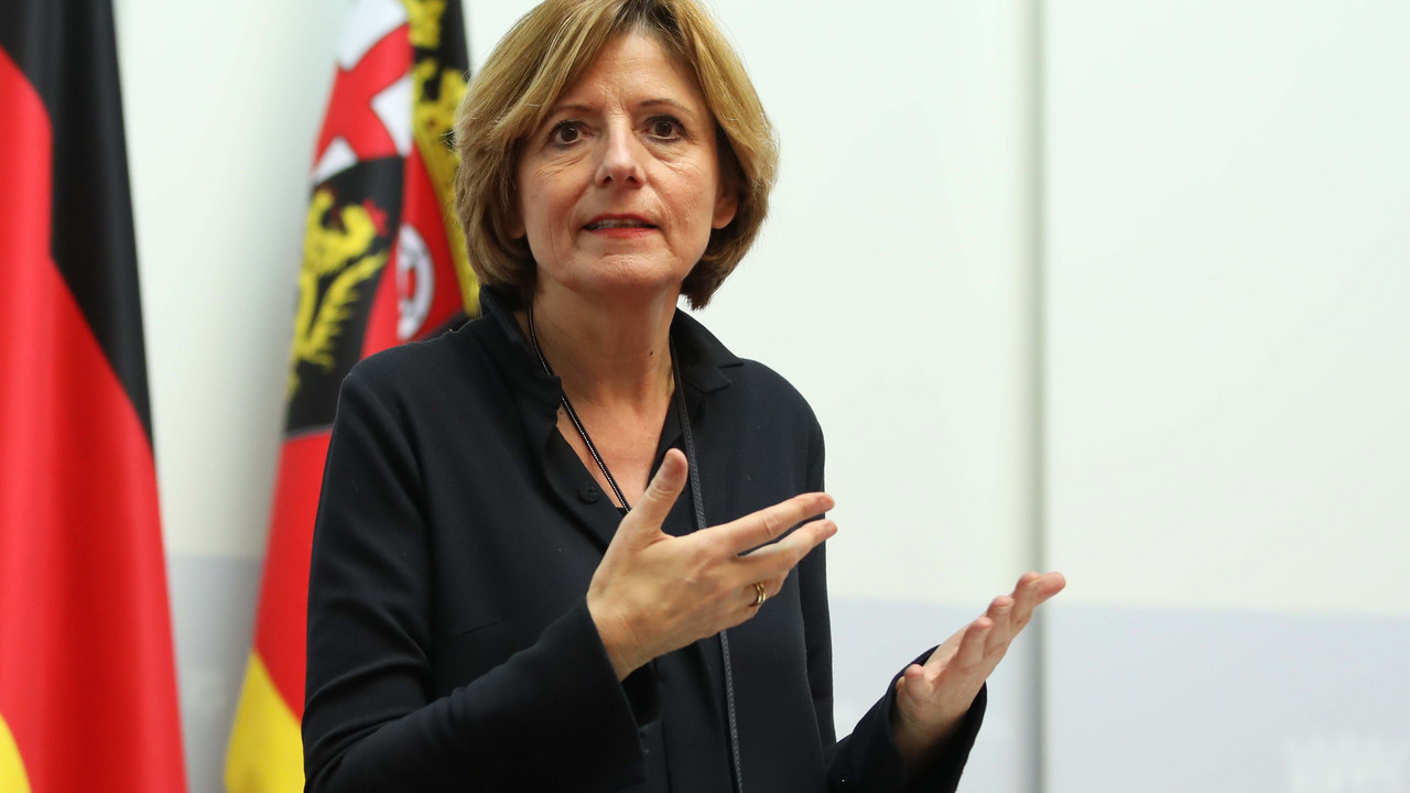 Ministerpräsidentin Malu Dreyer informiert über die neuen Beschlüsse der Bund-Länder-Schalte