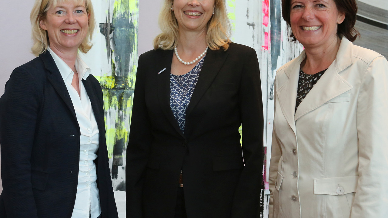 Ministerpräsidentin Malu Dreyer und Prof. Dr. Babette Simon; Bild: Alexander Sell