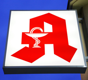Apothekenschild; Bild: dpa