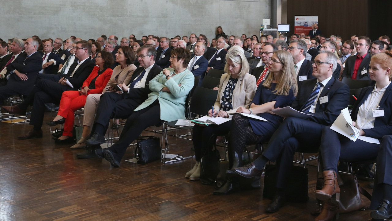 Teilnehmerinnen und Teilnehmer der Veranstaltung
