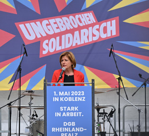 Ministerpräsidentin Malu Dreyer auf der 1. Mai Kundgebung des DGB Rheinland-Pfalz / Saarland in Koblenz.