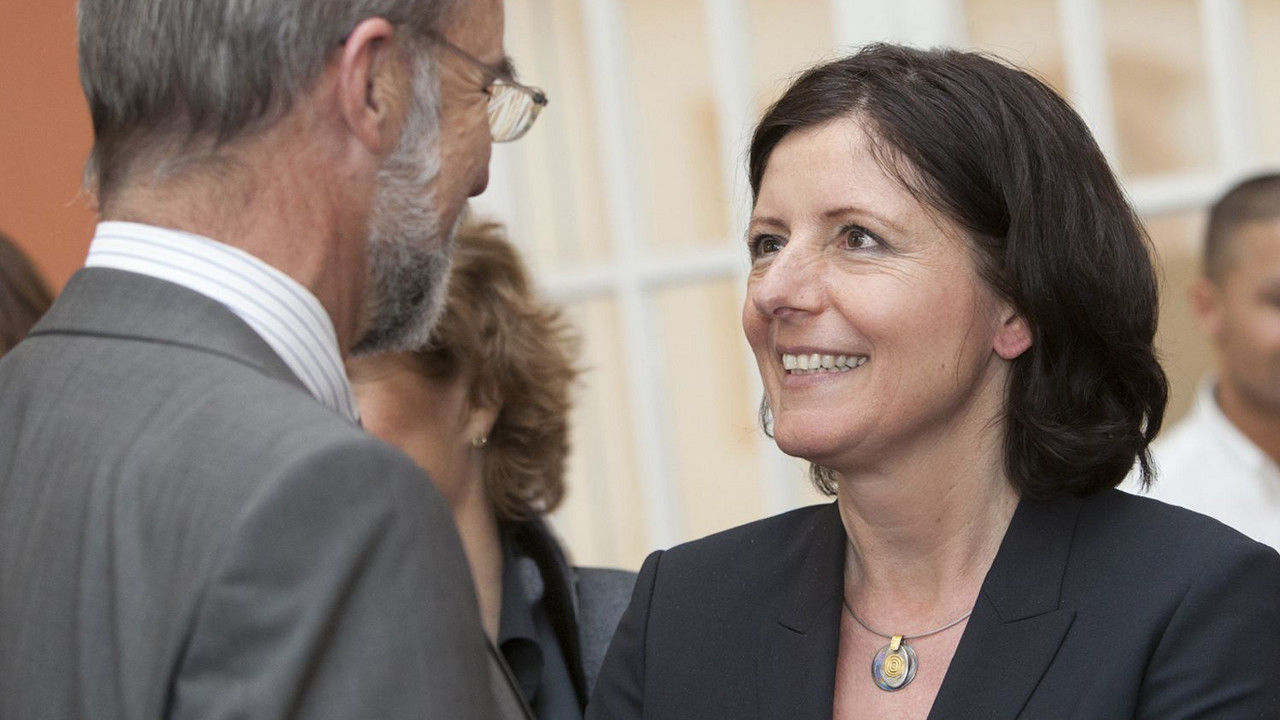 Ministerpräsidentin Malu Dreyer im Gespräch; Bild: Svenja Groß / © ZIRP