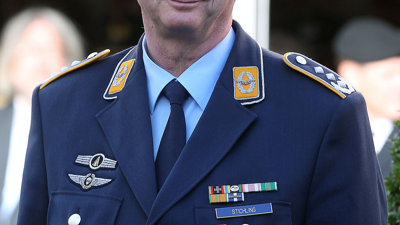 Oberst Rolf Stichling; Bild: Stefan Sämmer / © Staatskanzlei