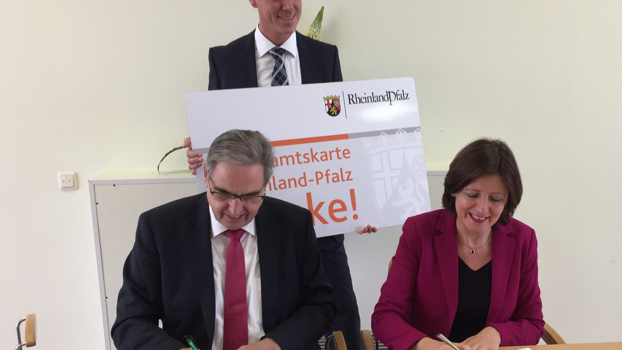 Unterzeichnung der Vereinbarung